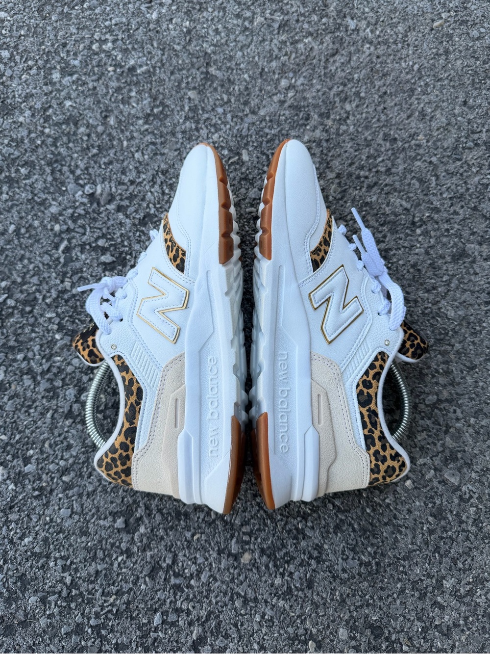 New Balance 997H Leopard Print Sneakers Athletic CW997HCJ Womens Size 9 NWOT - Picture 2 of 9